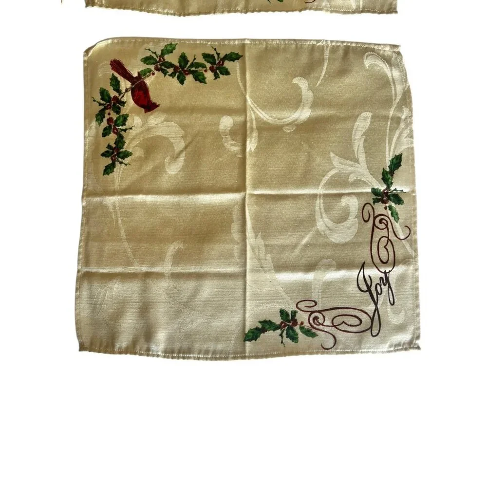 St. Nicholaus Square Christmas Tablecloth & 8 Napkins Set Cardinals Script Cream